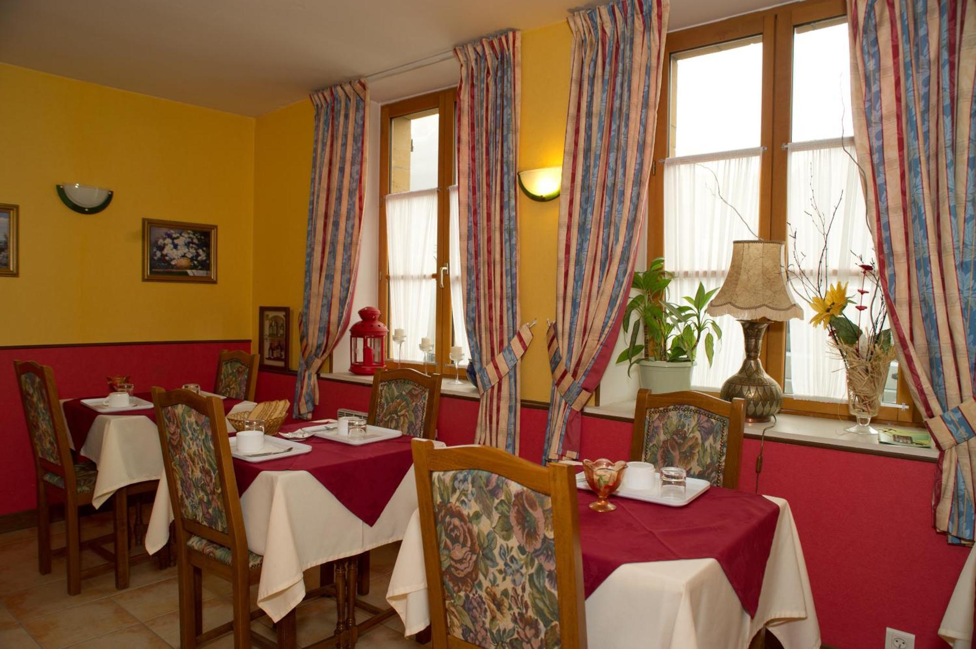 Hotel Le Val de Vence Launois-sur-Vence Exterior foto